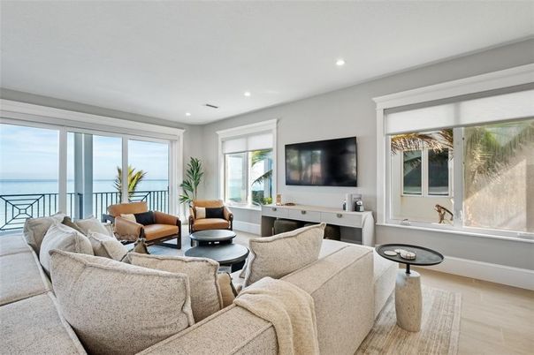 Interior, Living room, Recessed Lighting, Water, Wood Texture Flooring