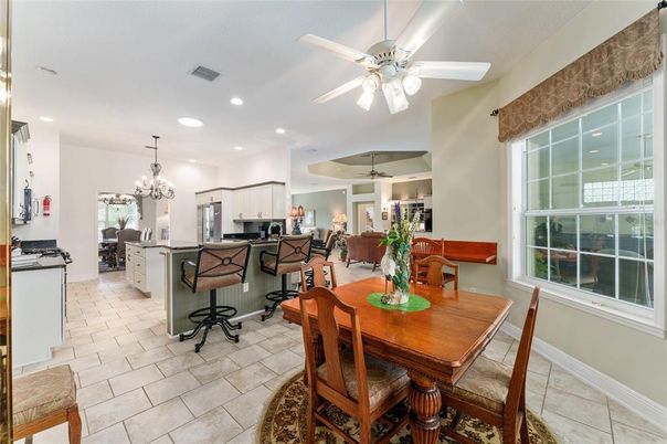 Chandelier, Dining room, Interior, Kitchen, Recessed Lighting