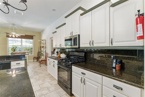 Dining room, Interior, Kitchen, Recessed Lighting