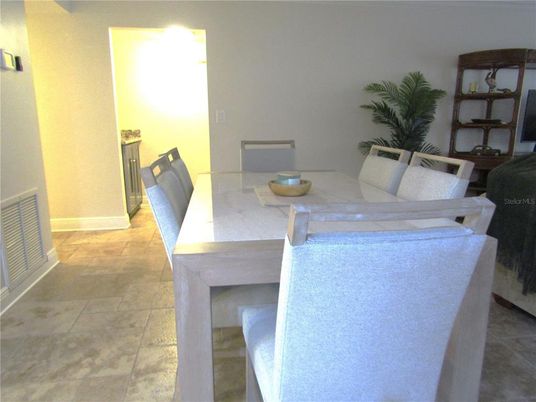 Dining room, Interior
