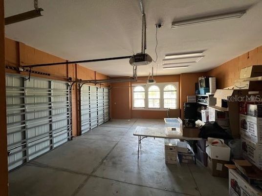 Garage, Interior