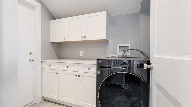 Interior, Washer