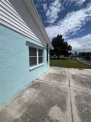 Exterior, Water