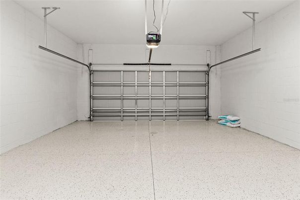 Garage, Interior