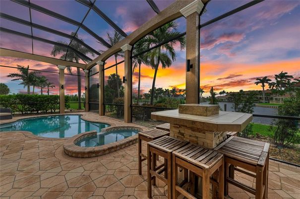 Glass Ceilings, Interior, Pool, Sun Room, Water