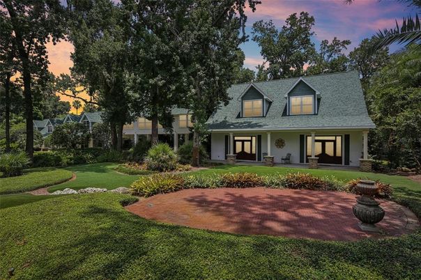 Backyard, Exterior, Facade, Cape Cod
