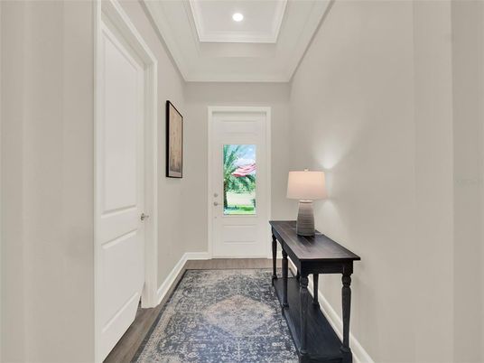 Interior, Recessed Lighting, Wood Texture Flooring
