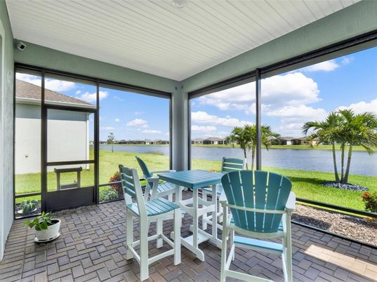 Dining room, Interior, Sun Room, Water
