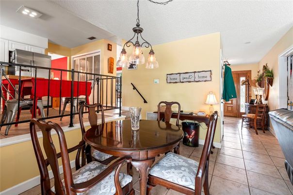 Chandelier, Dining room, Interior, Pendant Lights