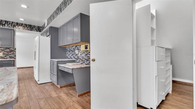 Interior, Kitchen, Recessed Lighting, Wood Texture Flooring