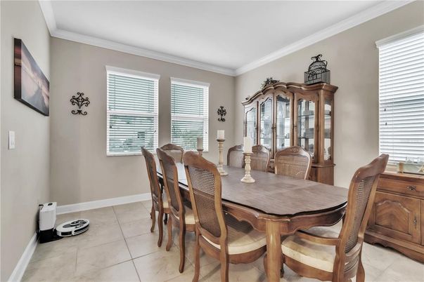 Dining room, Interior