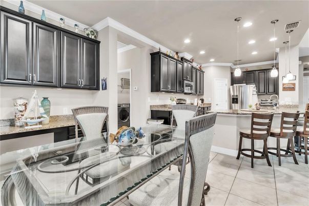 Dining room, Interior, Kitchen, Pendant Lights, Recessed Lighting, Stainless Steel Appliances
