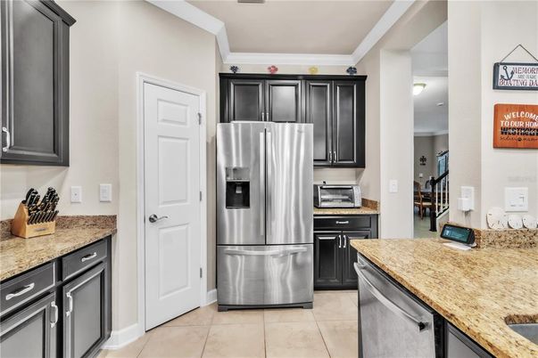 Interior, Kitchen, Stainless Steel Appliances