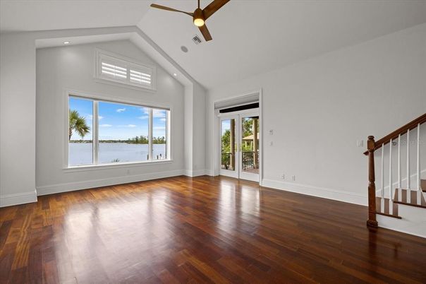 Empty room, Interior, Recessed Lighting, Water, Wood Texture Flooring