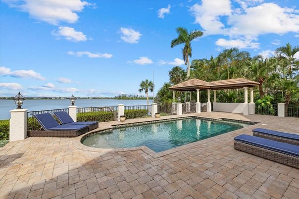 Exterior, Pool, Water