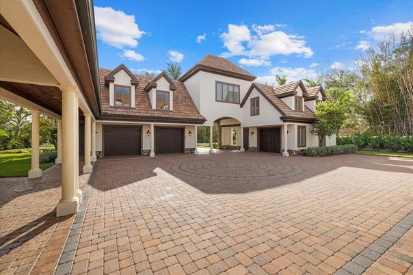 Attached, Exterior, Facade, Tudor Revival