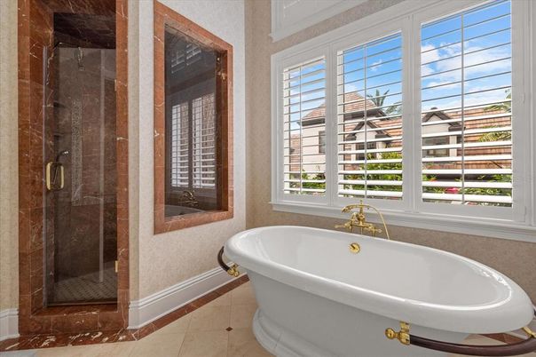 Bathroom, Free Standing Baths, Glass Shower, Interior