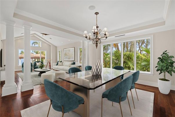Chandelier, Dining room, Interior, Living room, Recessed Lighting, Wood Texture Flooring