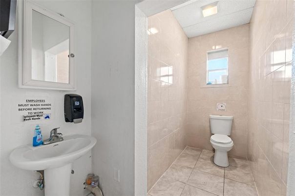 Bathroom, Interior
