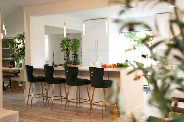 Interior, Pendant Lights, Wood Texture Flooring