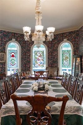 Chandelier, Dining room, Interior