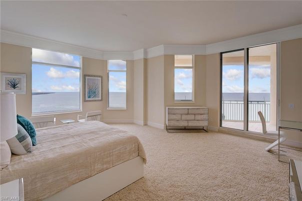 Bedroom, Interior, Water