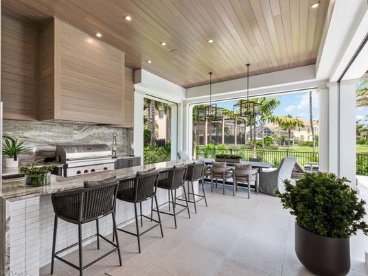 Dining room, Interior, Kitchen, Pendant Lights, Recessed Lighting, Stainless Steel Appliances, Wooden Ceilings