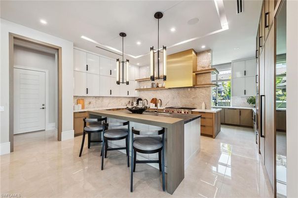 Interior, Kitchen, Pendant Lights, Recessed Lighting, Stainless Steel Appliances