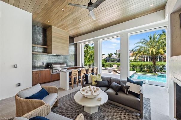 Interior, Kitchen, Living room, Recessed Lighting, Stainless Steel Appliances, Wooden Ceilings