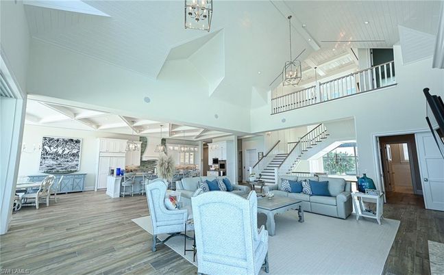 Dining room, Interior, Living room, Pendant Lights, Recessed Lighting, Wood Texture Flooring