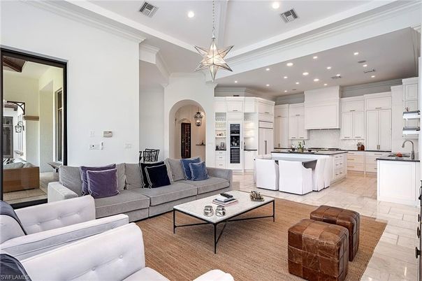 Interior, Kitchen, Living room, Pendant Lights, Recessed Lighting, Stainless Steel Appliances