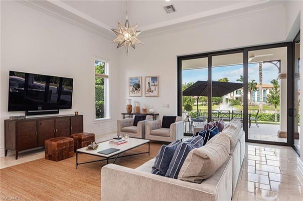 Interior, Living room, Pendant Lights