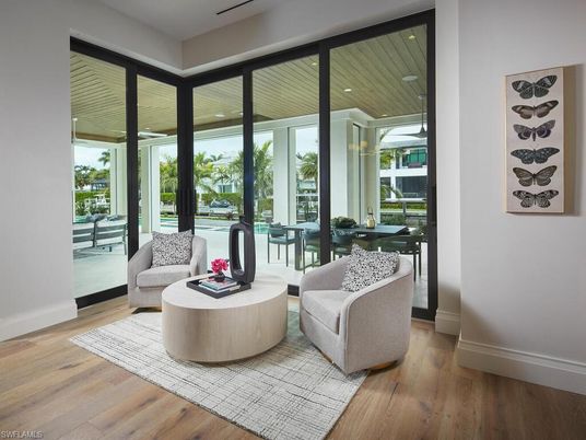 Interior, Living room, Recessed Lighting, Wood Texture Flooring