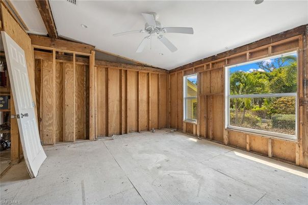 Empty room, Interior, Wooden Walls