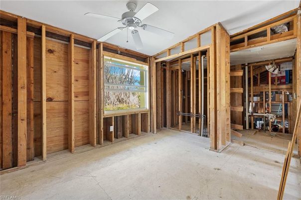 Empty room, Interior, Wooden Walls