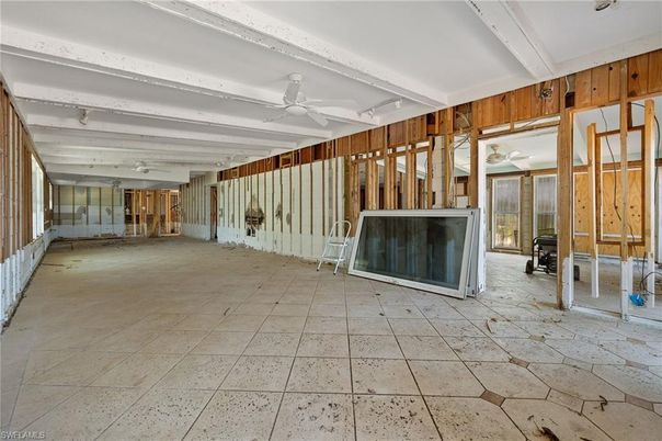 Interior, Wooden Walls