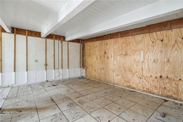 Empty room, Interior, Wooden Walls