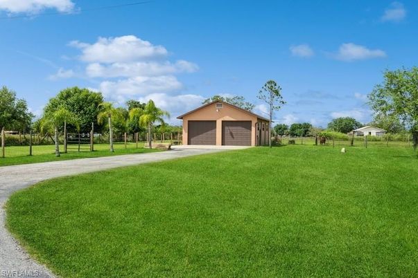 Backyard, Detached Garage, Exterior