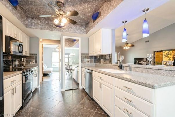 Interior, Kitchen, Pendant Lights