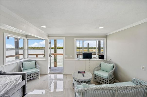 Interior, Living room, Recessed Lighting, Water