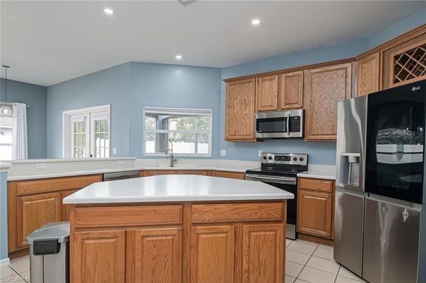 Interior, Kitchen, Pendant Lights, Recessed Lighting, Stainless Steel Appliances