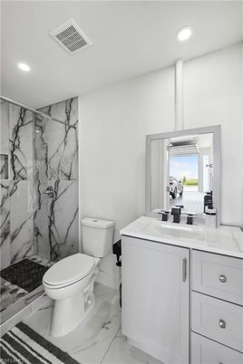 Bathroom, Interior, Marble, Marble Walls, Recessed Lighting