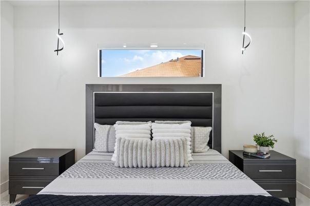 Bedroom, Interior, Pendant Lights
