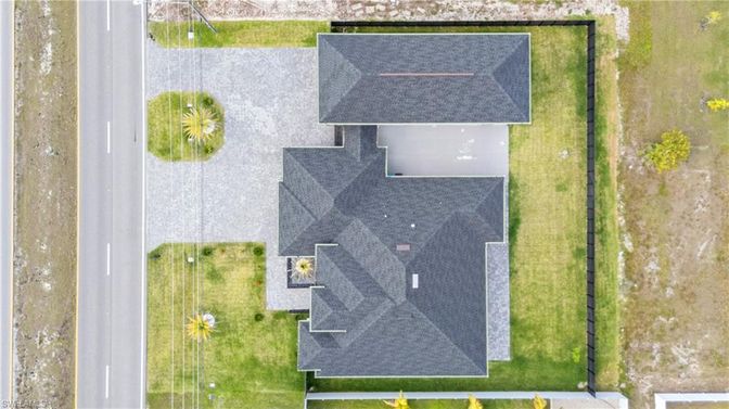 Exterior, Drone