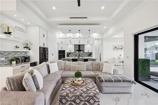 Interior, Kitchen, Living room, Marble, Pendant Lights, Recessed Lighting, Stainless Steel Appliances