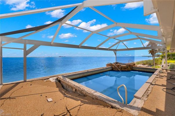Glass Ceilings, Interior, Pool, Sun Room, Water
