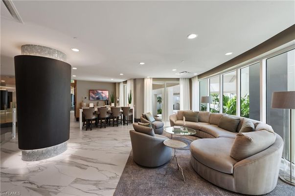 Chandelier, Dining room, Interior, Living room, Marble, Recessed Lighting