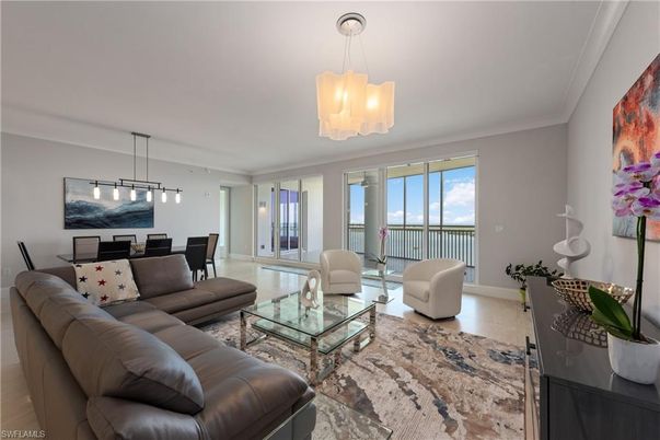 Dining room, Interior, Living room, Pendant Lights, Wood Texture Flooring