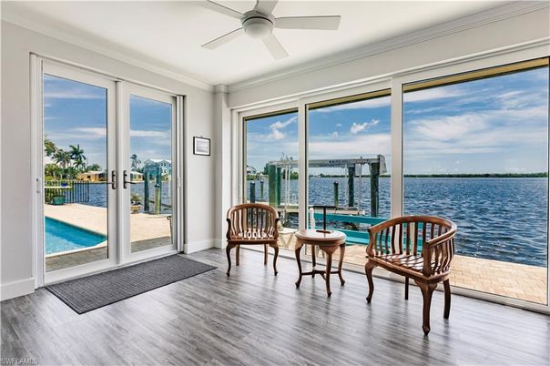 Interior, Sun Room, Water, Wood Texture Flooring