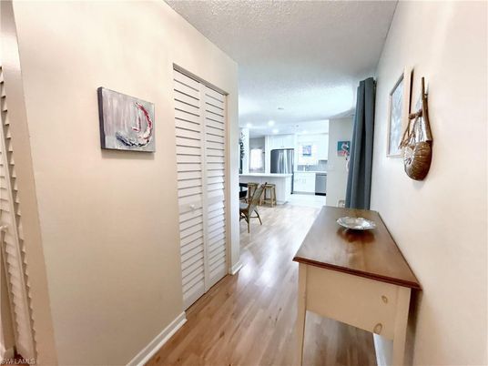Dining room, Interior, Kitchen, Recessed Lighting, Wood Texture Flooring
